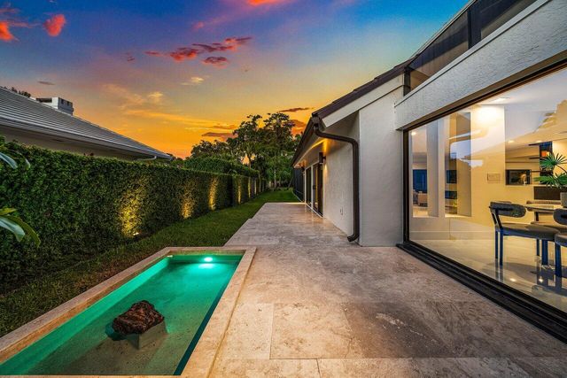1648 Breakers West Boulevard, West Palm Beach, FL 33411