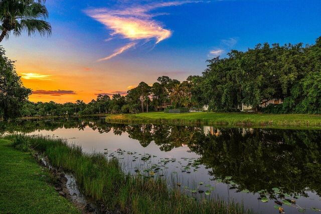 1648 Breakers West Boulevard, West Palm Beach, FL 33411