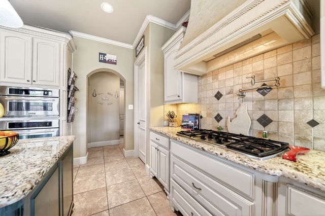 409 Settlers Ridge Drive, Keller, TX 76248