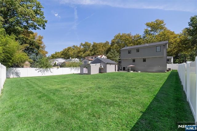 331 Elmwood Drive, Paramus, NJ 07652