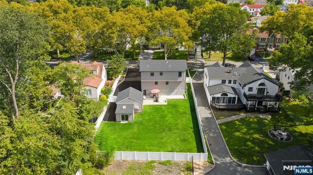 331 Elmwood Drive, Paramus, NJ 07652