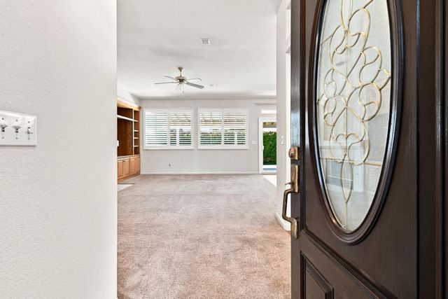 1738 Matterhorn St, Manteca, CA 95337