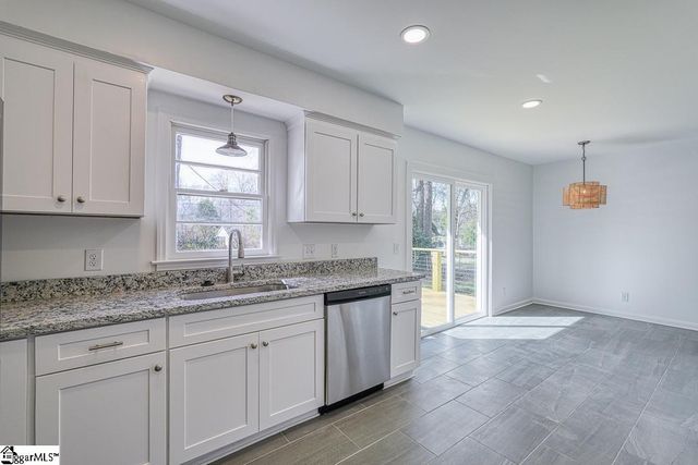 118 1st Avenue, Spartanburg, SC 29302