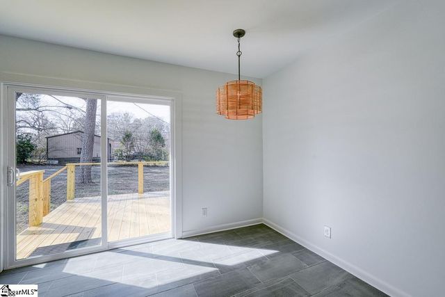 118 1st Avenue, Spartanburg, SC 29302