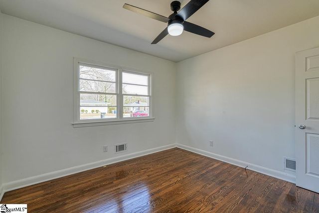 118 1st Avenue, Spartanburg, SC 29302