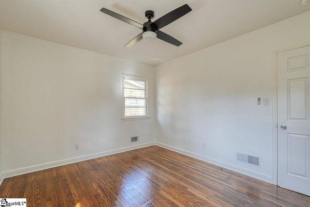 118 1st Avenue, Spartanburg, SC 29302