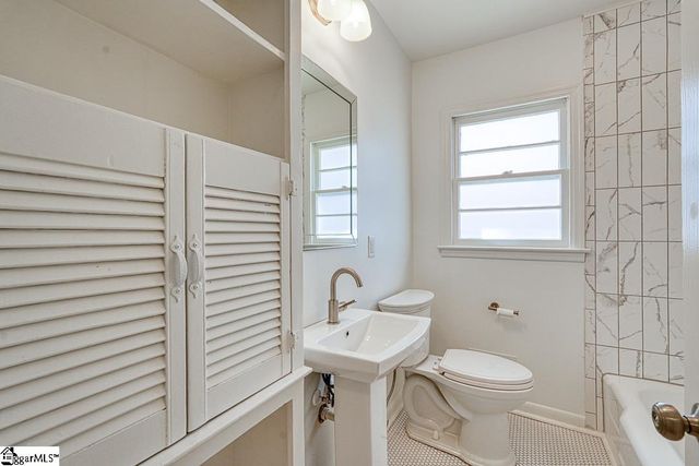 118 1st Avenue, Spartanburg, SC 29302