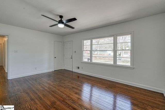 118 1st Avenue, Spartanburg, SC 29302