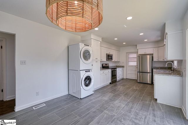 118 1st Avenue, Spartanburg, SC 29302