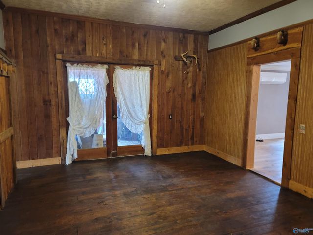 1773 Gum Pond Road, Eva, AL 35621