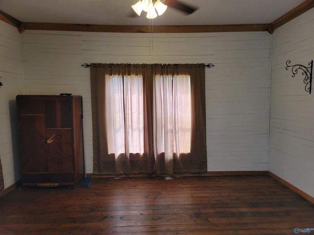 1773 Gum Pond Road, Eva, AL 35621