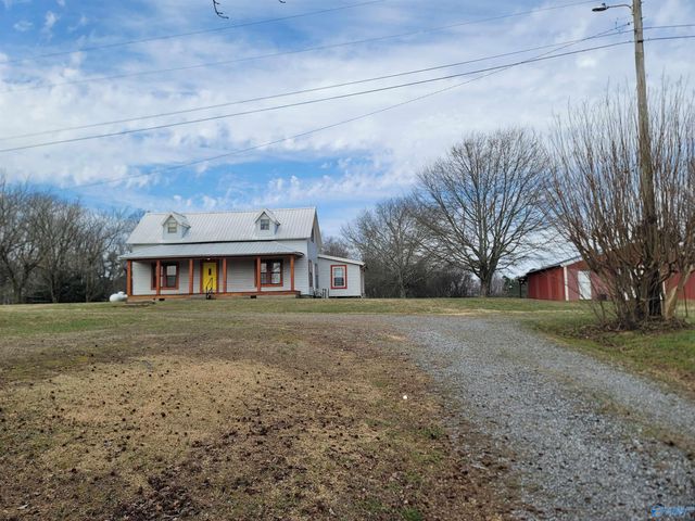 1773 Gum Pond Road, Eva, AL 35621