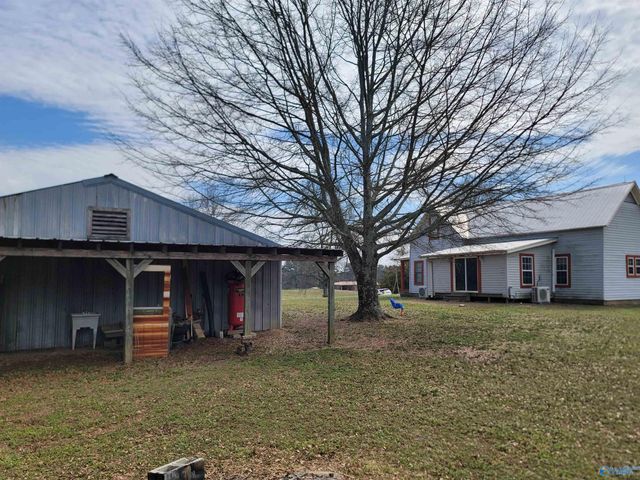 1773 Gum Pond Road, Eva, AL 35621