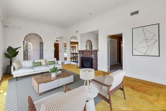 4930 Chesley, View Park, CA 90043