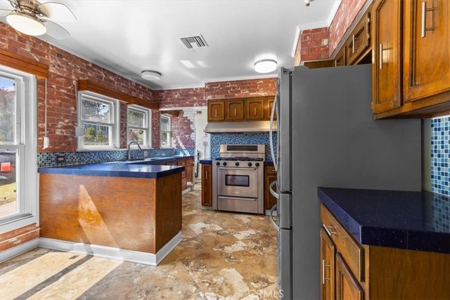 4930 Chesley, View Park, CA 90043