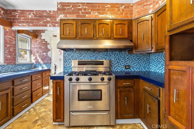 4930 Chesley, View Park, CA 90043