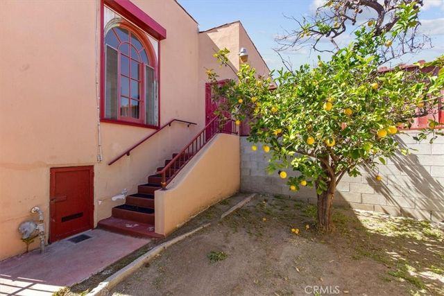 4930 Chesley, View Park, CA 90043