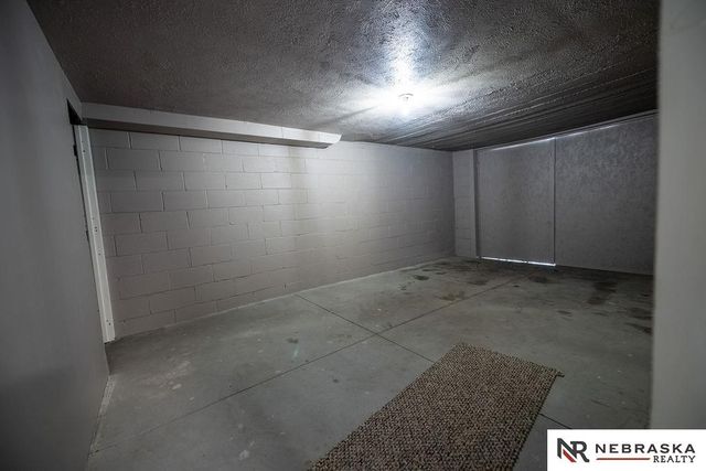 4240 Nebraska Avenue, Omaha, NE 68111