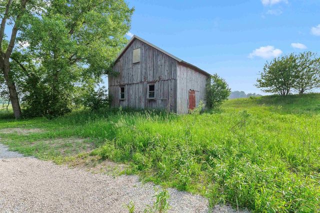 N8101 Bay View Road, Horicon, WI 53032