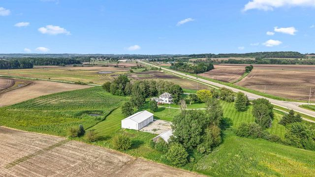 N8101 Bay View Road, Horicon, WI 53032