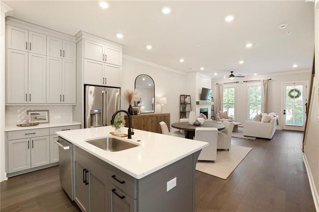 136 Everley Walk, Alpharetta, GA 30009