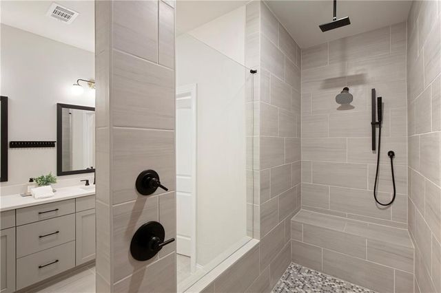 136 Everley Walk, Alpharetta, GA 30009