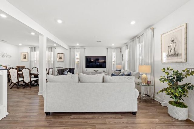 9143 HOOTEN WAY, Davenport, FL 33896