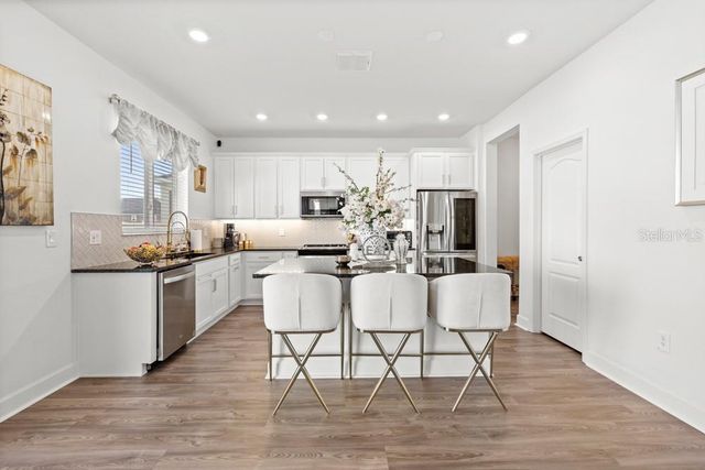 9143 HOOTEN WAY, Davenport, FL 33896