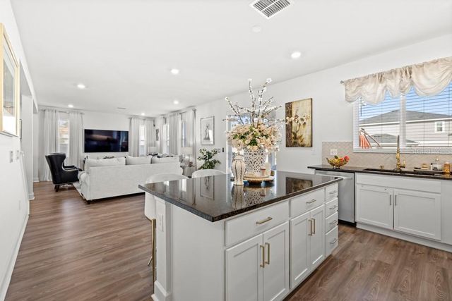 9143 HOOTEN WAY, Davenport, FL 33896