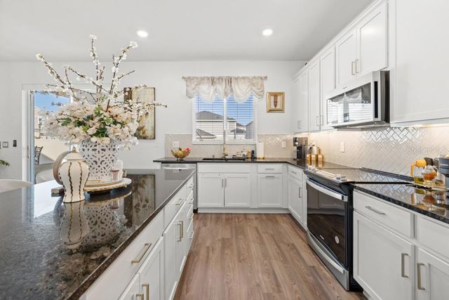 9143 HOOTEN WAY, Davenport, FL 33896