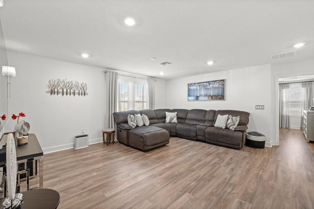 9143 HOOTEN WAY, Davenport, FL 33896