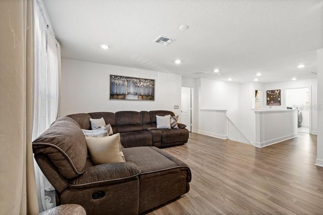 9143 HOOTEN WAY, Davenport, FL 33896