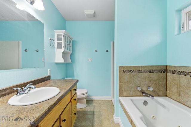 328 35th Avenue NE, Great Falls, MT 59404