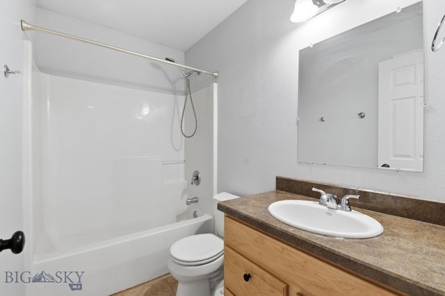 328 35th Avenue NE, Great Falls, MT 59404