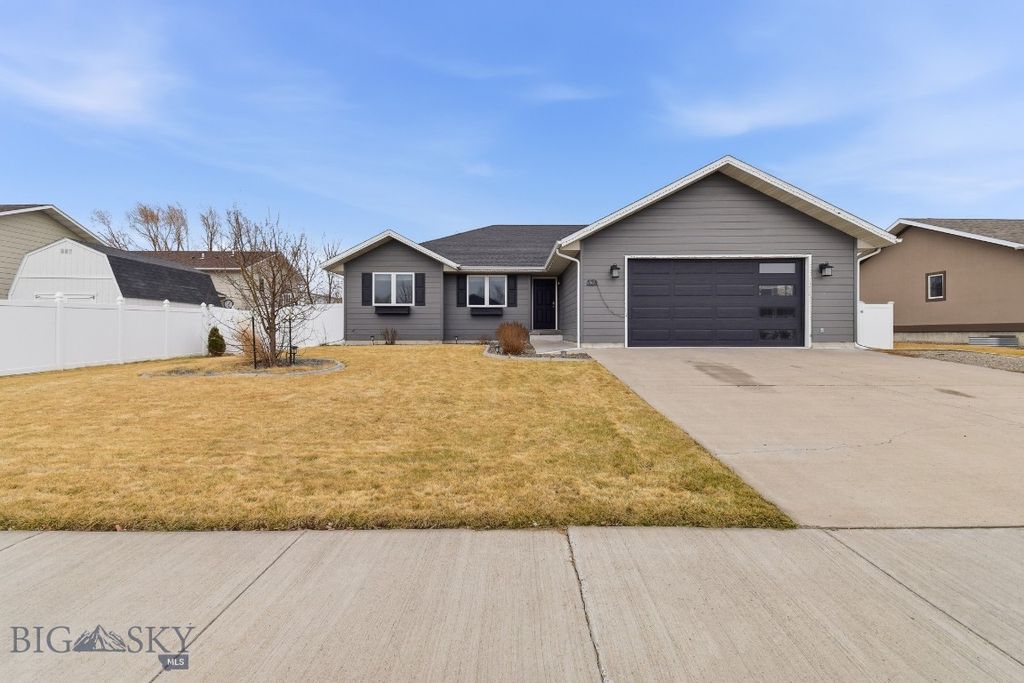 328 35th Avenue NE, Great Falls, MT 59404