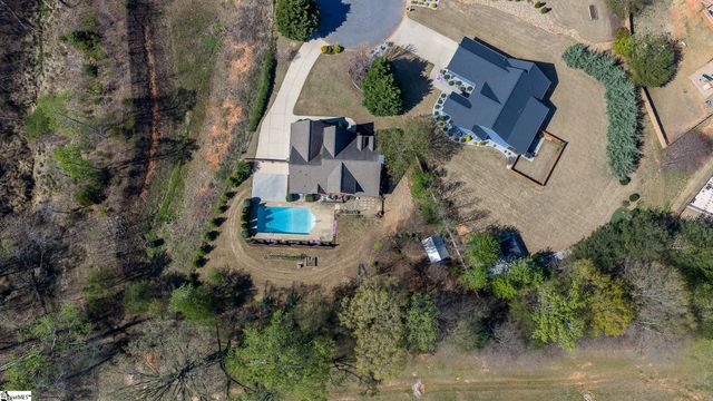240 Clearridge Way, Greer, SC 29651