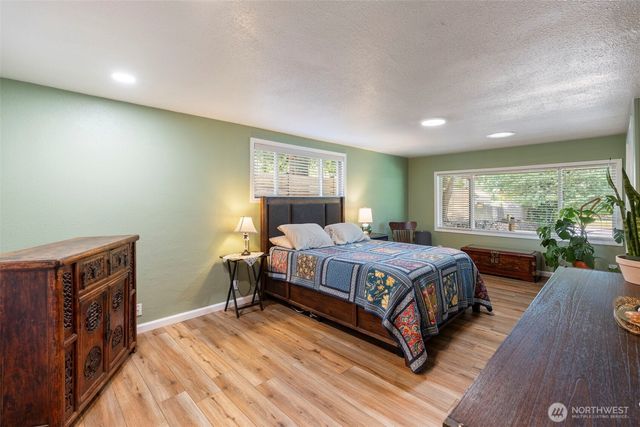 311 Hixon Drive SE, Tumwater, WA 98501