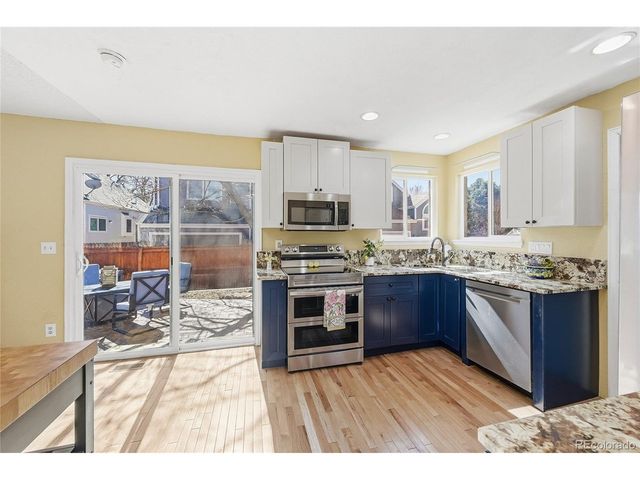 10038 W 82nd Ln, Arvada, CO 80005