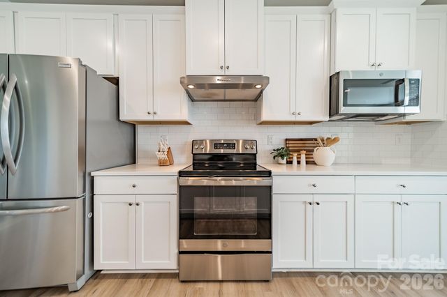 963 Portrush Lane, Tega Cay, SC 29708