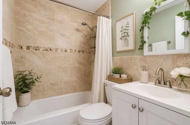 2198 Halsey St, Union Twp., NJ 07083