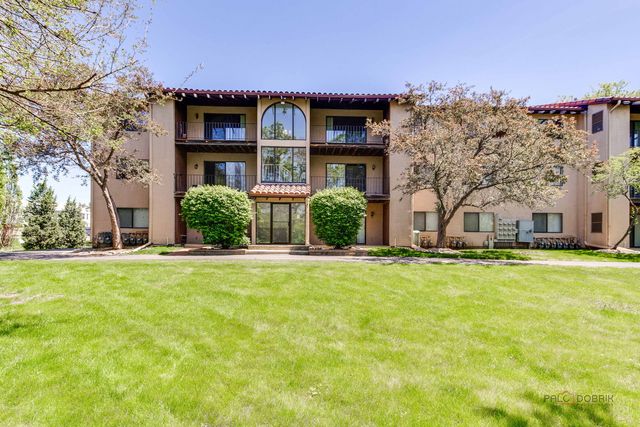 21W581 NORTH Avenue 5, Lombard, IL 60148