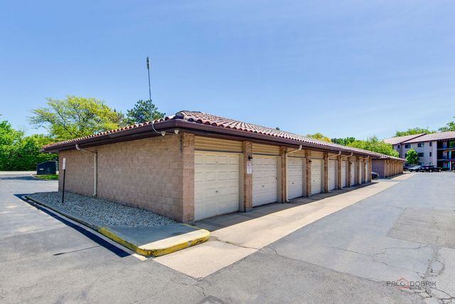 21W581 NORTH Avenue 5, Lombard, IL 60148