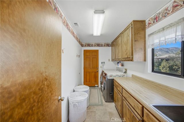 10211 Bryant Outer Hwy, Yucaipa, CA 92399