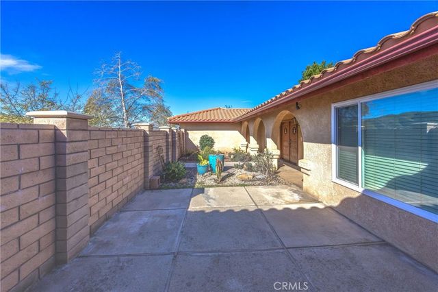 10211 Bryant Outer Hwy, Yucaipa, CA 92399