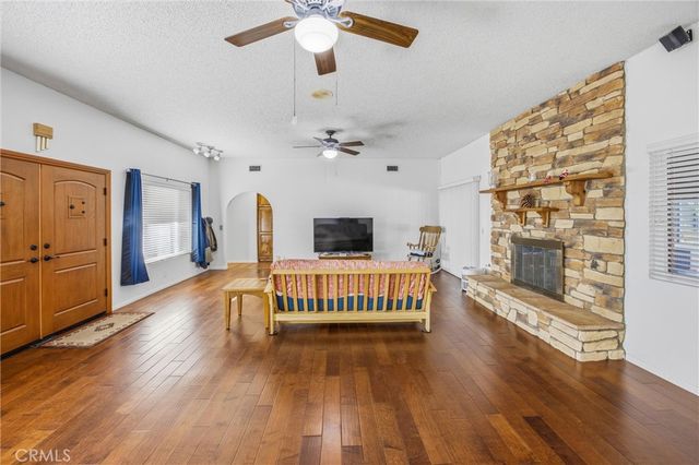 10211 Bryant Outer Hwy, Yucaipa, CA 92399