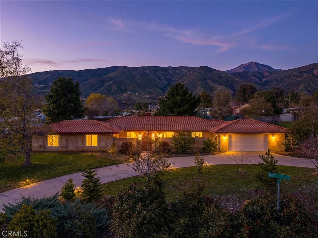 10211 Bryant Outer Hwy, Yucaipa, CA 92399