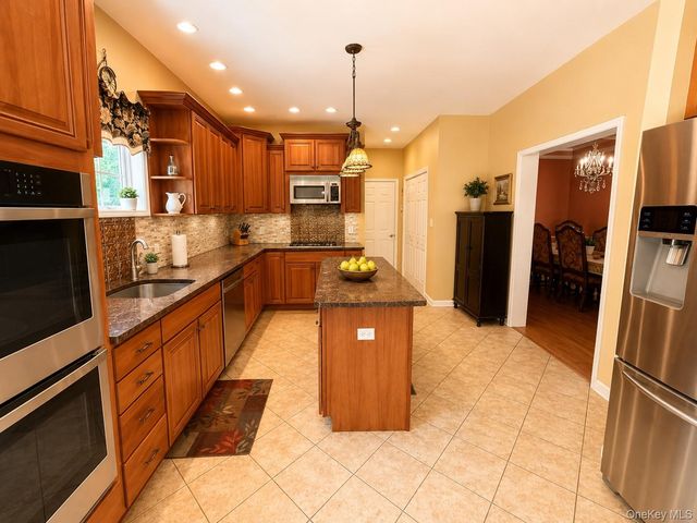 411 Mt Joy Road, Middletown, NY 10941