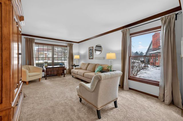 46922 Ben Franklin Drive, Shelby Twp, MI 48315