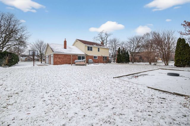 46922 Ben Franklin Drive, Shelby Twp, MI 48315