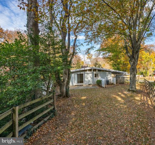 6614 MELODY LN, Bethesda, MD 20817